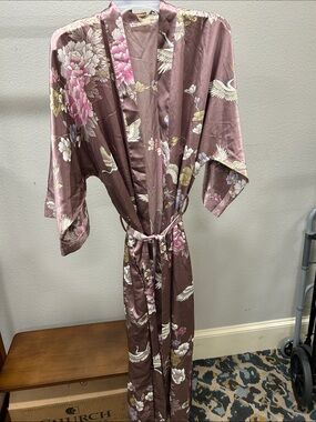 Floral Chrysanthemum & Crane Satin Kimono Robe - Dusty Mauve, boho chic